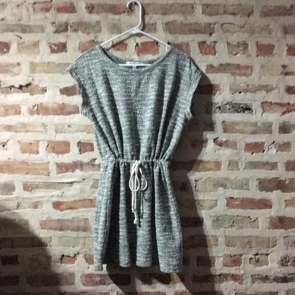 Tie waist dress
